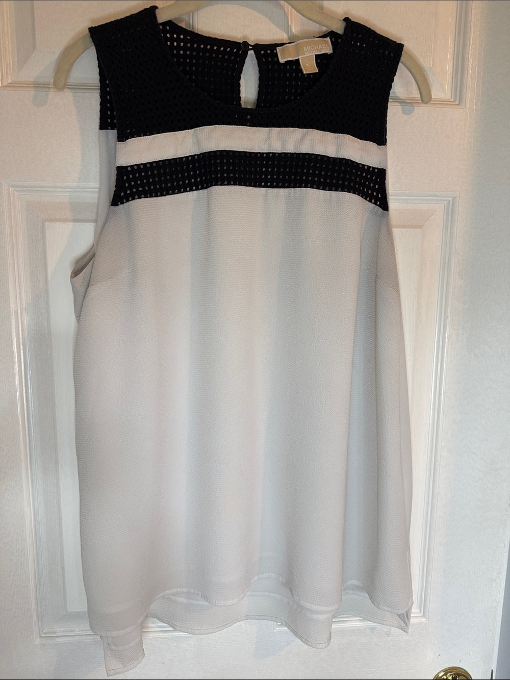 MICHAEL Michael Kors Black & White Sleeveless Mesh Tank - XL